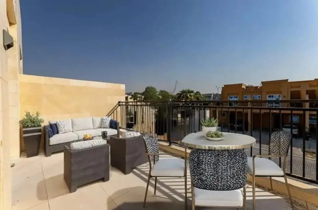 4-bedroom townhouse in Victoria, DAMAC Hills 2 (Akoya by DAMAC)