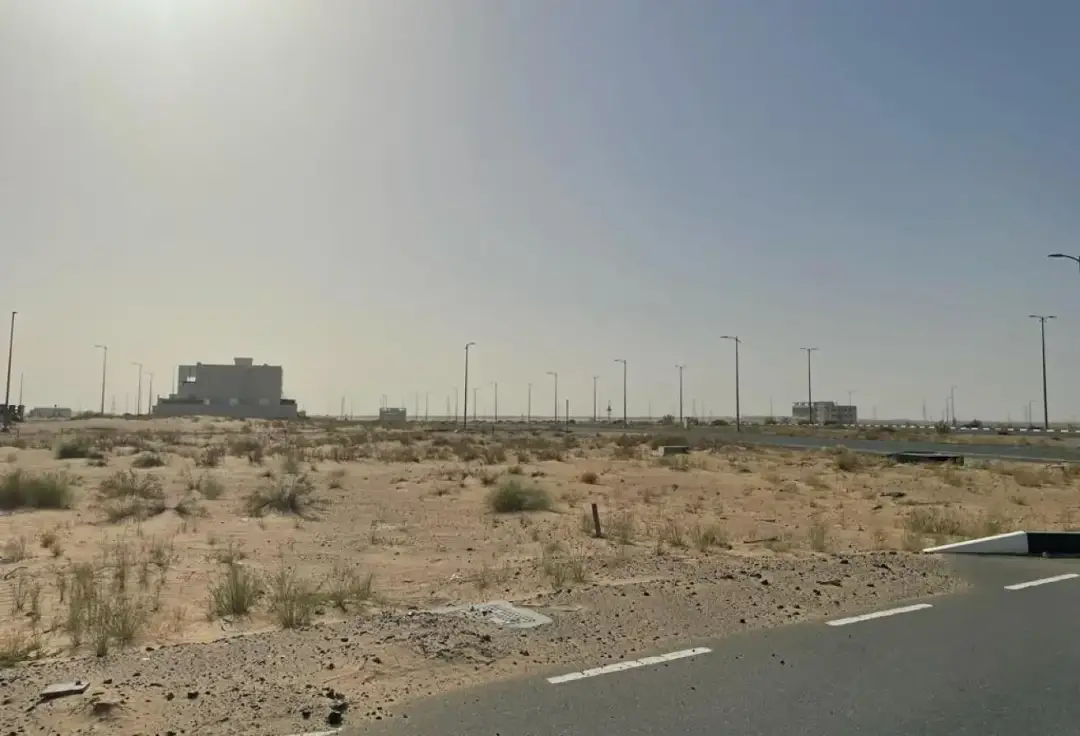 Plot in Tilal City