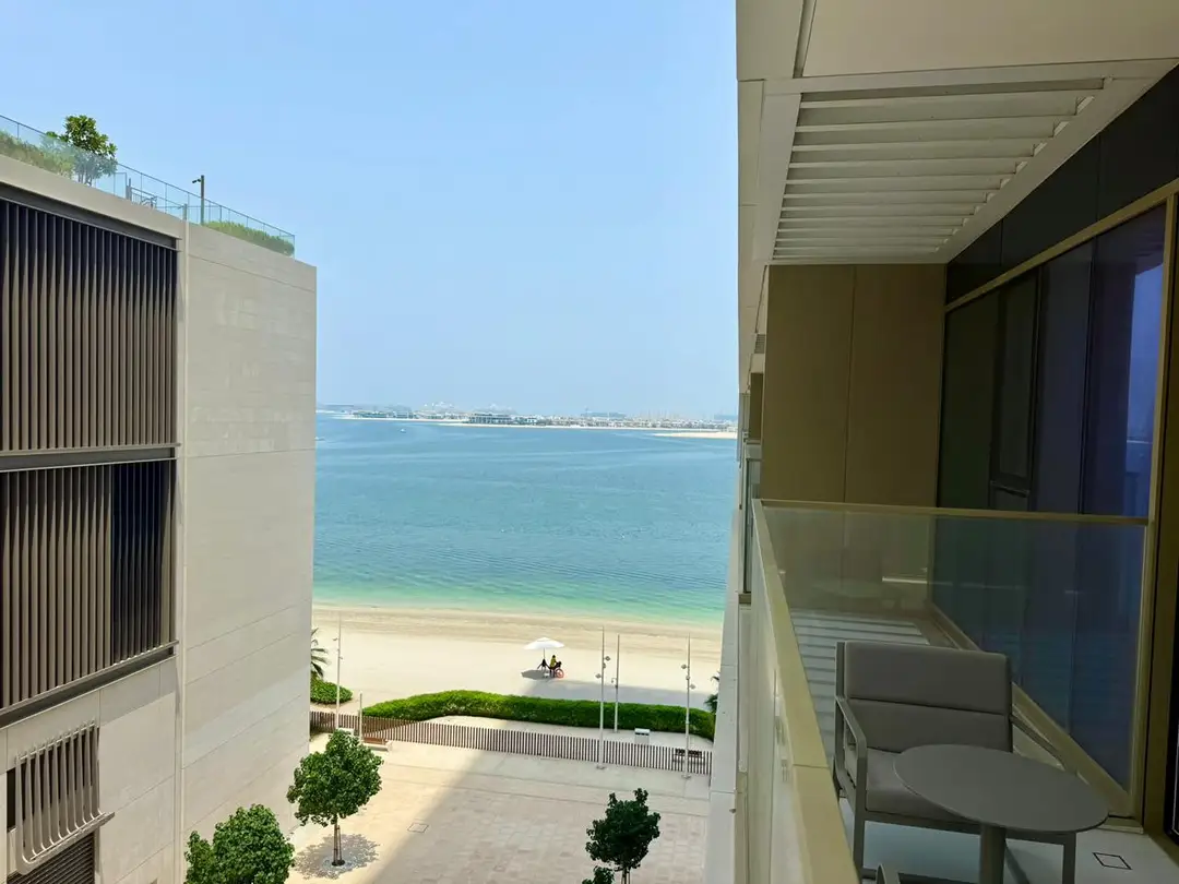 1-bedroom apartment in Grand Bleu Towers, Emaar Beachfront