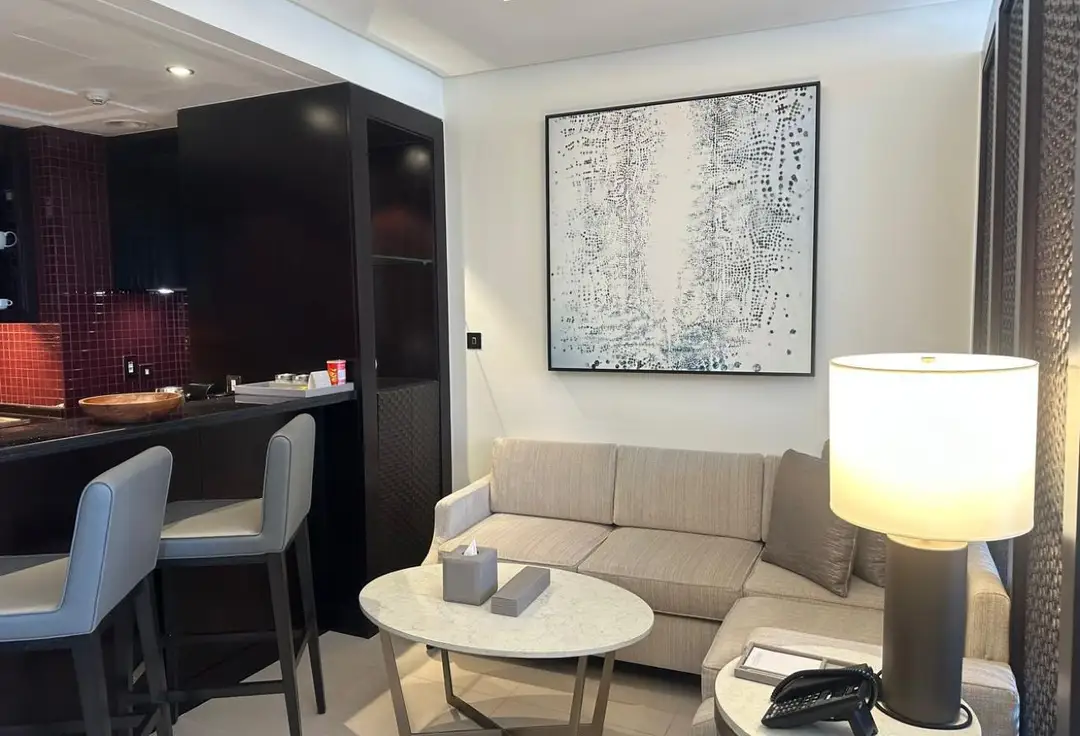 Studio apartment in The Address Downtown Hotel (Lake Hotel), Downtown Dubai