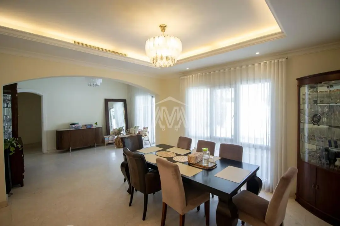 6-bedroom villa in The Meadows 1